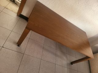 Mesa madera marrón - Cocina