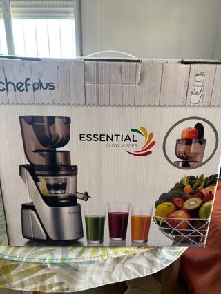 Chef Plus Essential Slow Juicer - Nueva