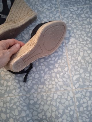 Sandalias cuña esparto Davidnik negras