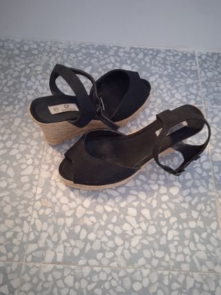 Sandalias cuña esparto Davidnik negras