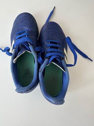 Adidas Predator - Fútbol - Talla 32