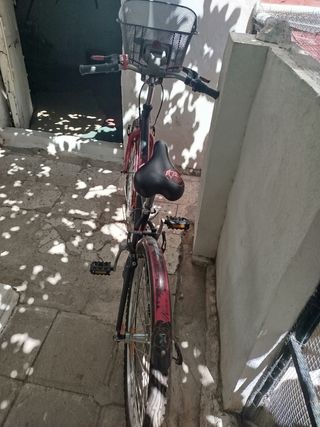Bicicleta señora se encuentra en yuncler,
 Toledo 