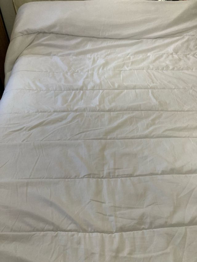 Edredón blanco - acolchado de regalo un picador aj