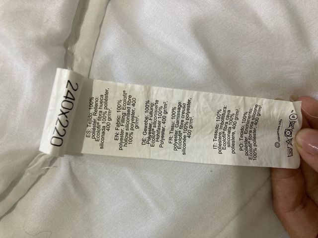 Edredón blanco - acolchado de regalo un picador aj