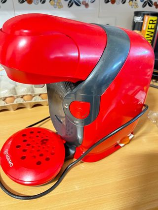 Cafetera Tassimo Bosch roja