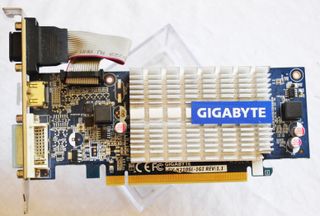 Tarjeta gráfica GIGABYTE GeForce 210