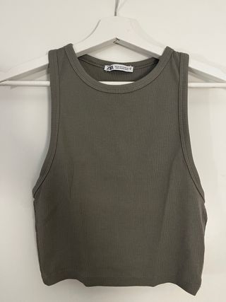 Top Zara verde oliva