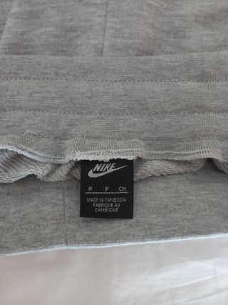 Shorts Nike grises