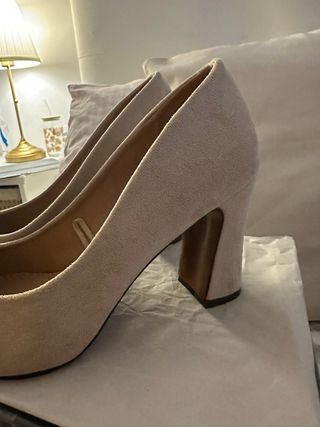 Tacones beige MaryPaz - 38