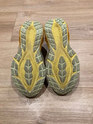 Zapatillas running Asics -  Novablast 3
