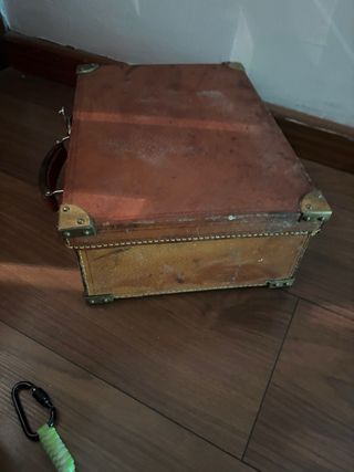 Maletín piel antiguo caza