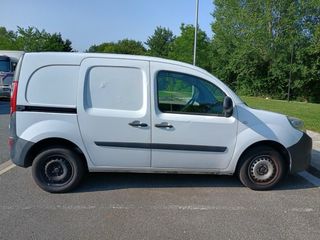 Renault Kangoo 90CV. 84mil kms. IVA incl.