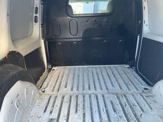 Renault Kangoo 90CV. 84mil kms. IVA incl.