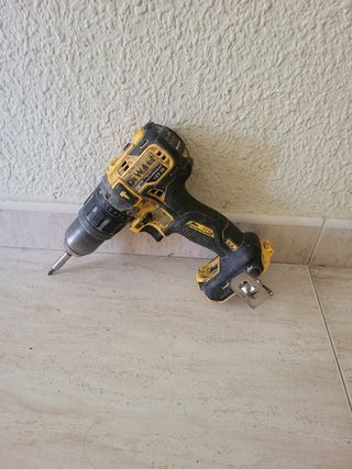 Atornillador Dewalt 18V XR
