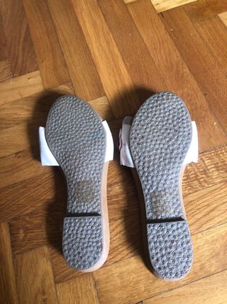Ciabatte Zuiiki beige e turchese