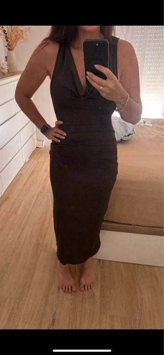 Vestido midi marrón ajustado