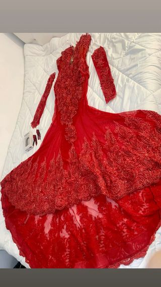 Vestido rojo invitada