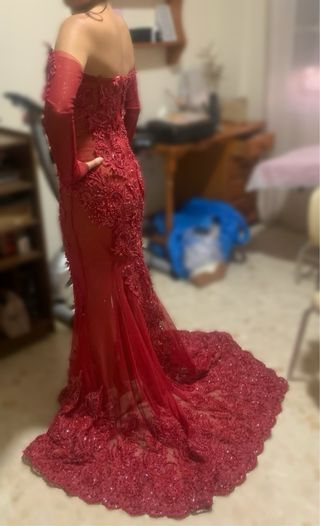 Vestido rojo invitada