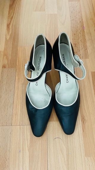 Zapatos Charles Jourdan azul marino