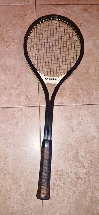 Raqueta Yamaha YFG 30 + Funda 
¡PRECIO NEGOCIABLE!