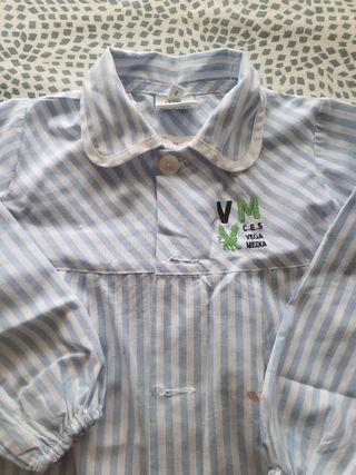 Baby talla 2 
Colegio VM CES Vega Media