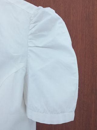 Camisa ONLY blanca manga corta