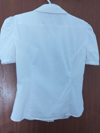 Camisa ONLY blanca manga corta