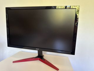 Monitor Acer KG241Q da 24" a 144 Hz