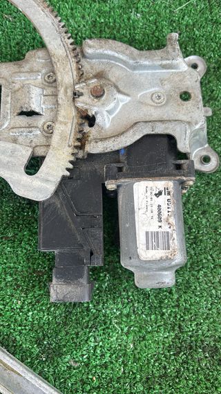 ALZACRISTALLO ELETTRICO ANTERIORE DX OPEL CORSA C