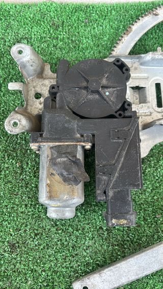 ALZACRISTALLO ELETTRICO ANTERIORE DX OPEL CORSA C
