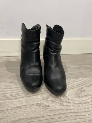 Botines negros piel -talla 37
