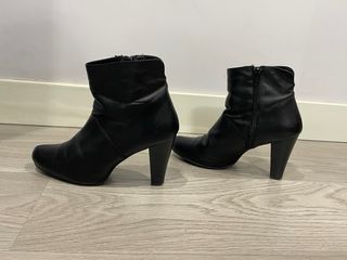 Botines negros piel -talla 37
