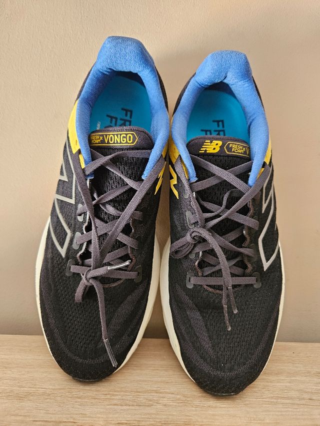 Zapatillas New Balance Vongo 44