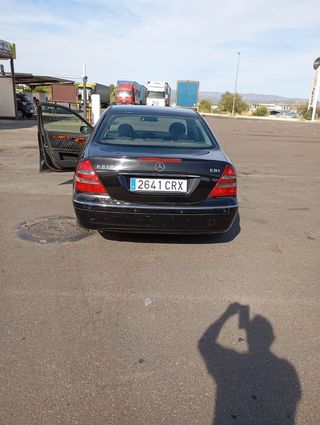 Mercedes-Benz Clase E 2004