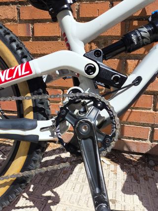 Bicicleta Commençal Clash