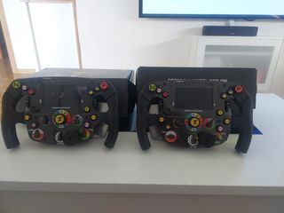 2 volanti Thrustmaster SF1000