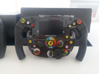2 volanti Thrustmaster SF1000