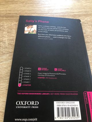 Oxford Bookworms Library: Sally’s Phone: Starte...