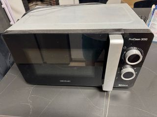 Microondas Cecotec Negro