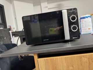 Microondas Cecotec Negro
