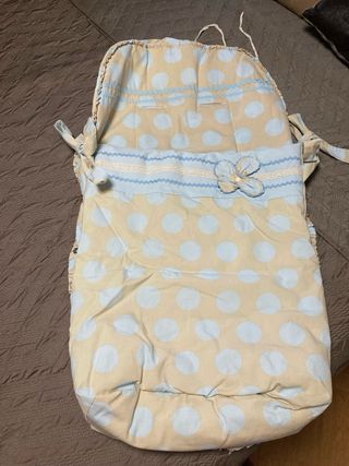 Saco silla bebé - beige con puntos azules