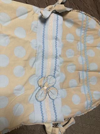 Saco silla bebé - beige con puntos azules
