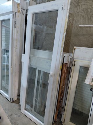 Puerta PVC blanca 76x204