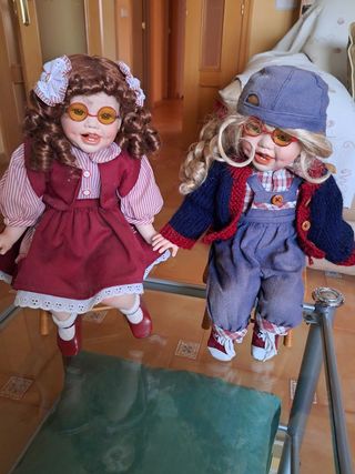2 Muñecos porcelana vintage