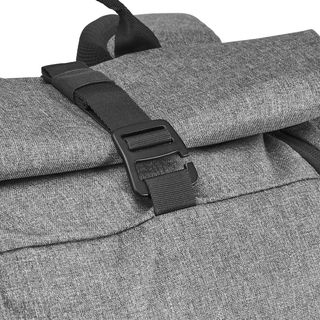 Mochila de montaña y senderismo 23L Quechua NH500 Rolltop.