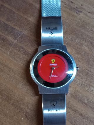 Orologio Ferrari al quarzo in metallo nuovo