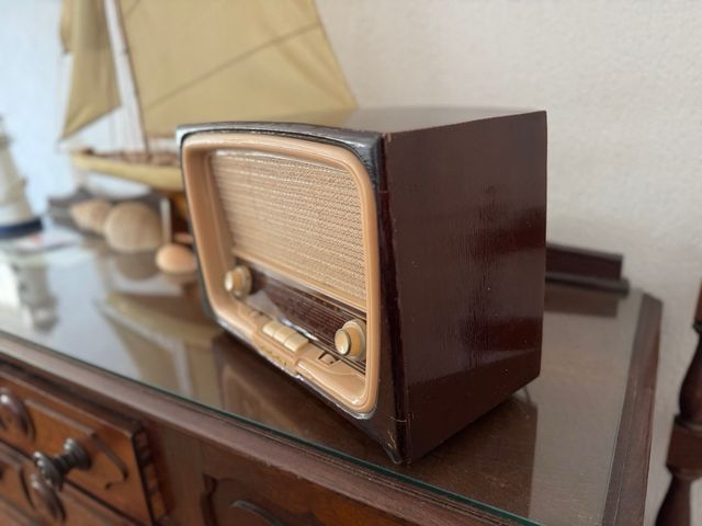 Radiodina 374 - Radio antigua - Original