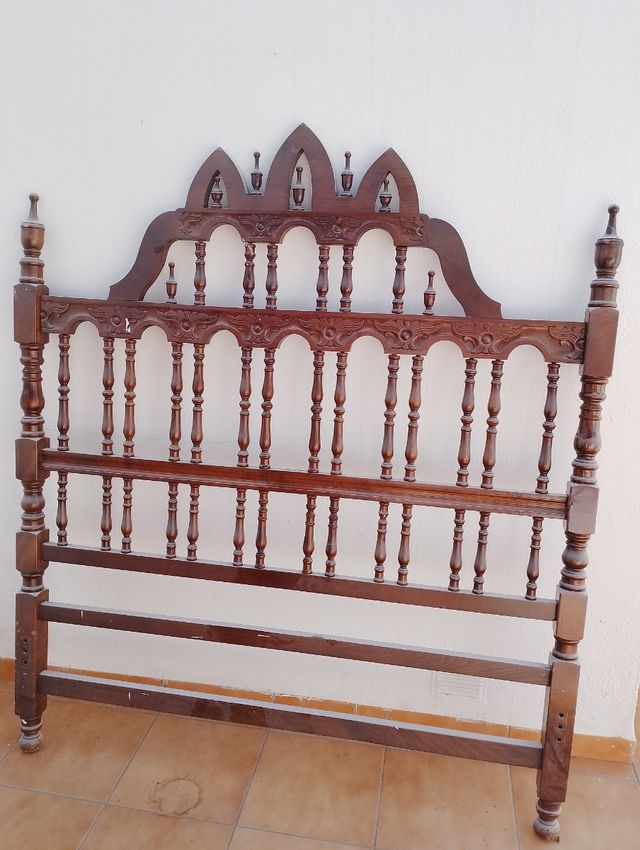 Cabecero cama madera estilo antiguo