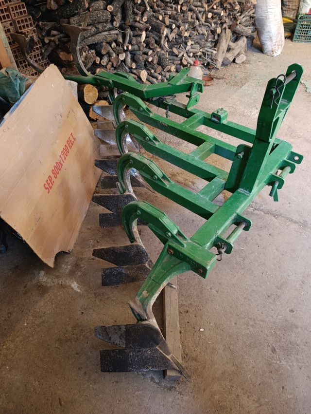 Arado vertedera vernetes