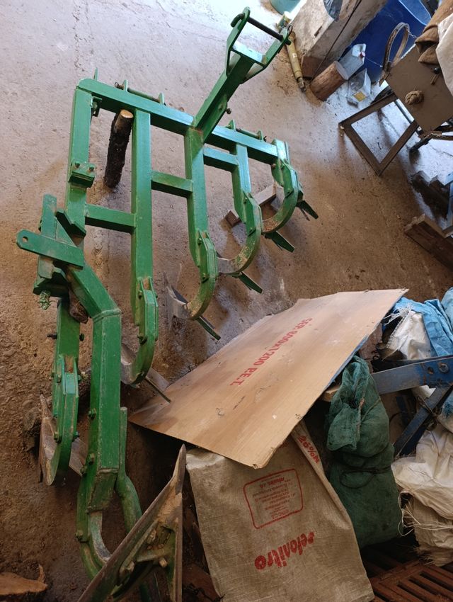 Arado vertedera vernetes